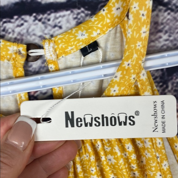 Newshows Yellow Floral Halter Ruffle Sundress Mini Dress with Pockets Sz L - Picture 8 of 9